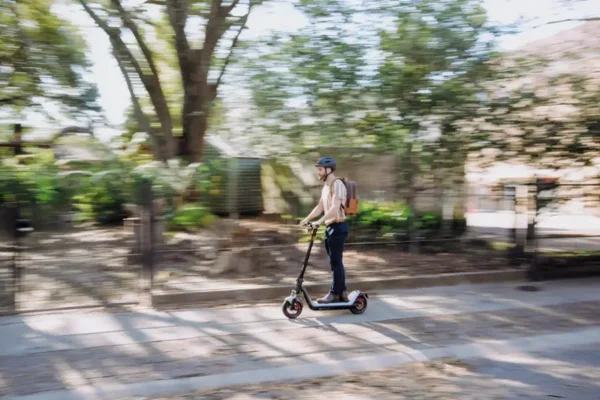 NIU - KQi 300X Foldable Electric Kick Scooter W/ 37 mi Max Range & 23.7 mph Max Speed - Space Grey - Image 8