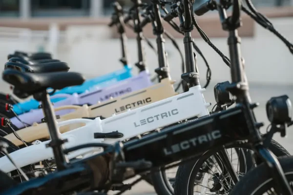 Lectric eBikes - XP Lite 2.0 Foldable Belt Drive eBike: 45 miles Max Operating Range & 20 mph Max Speed - Unisize - JW Black - Image 15
