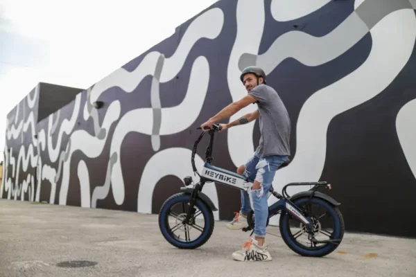 Heybike - Tyson Foldable E-bike w/ 55mi Max Operating Range & 28 mph Max Speed - Blue - Image 4